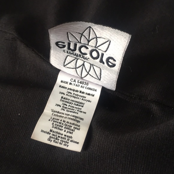 designer scarf/neck warmer. - Picture 7 of 10